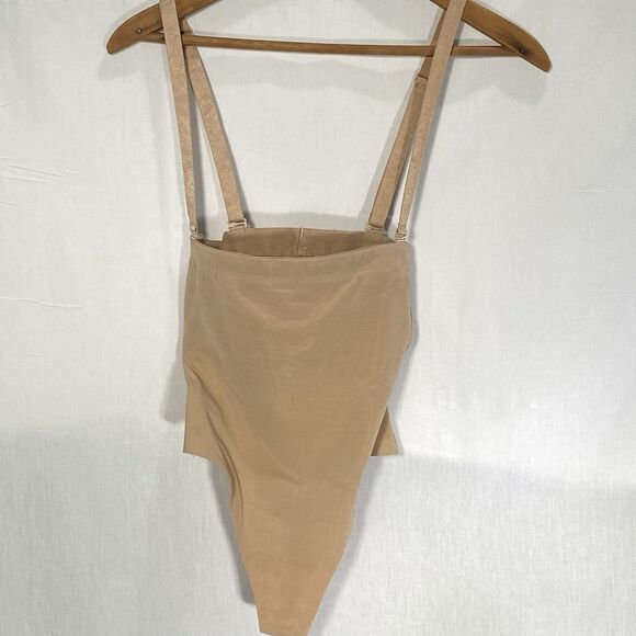 HONEYLOVE Seamless Compression Shapewear Under Bust Boned Thong Womens XS Beige - Picture 1 of 6